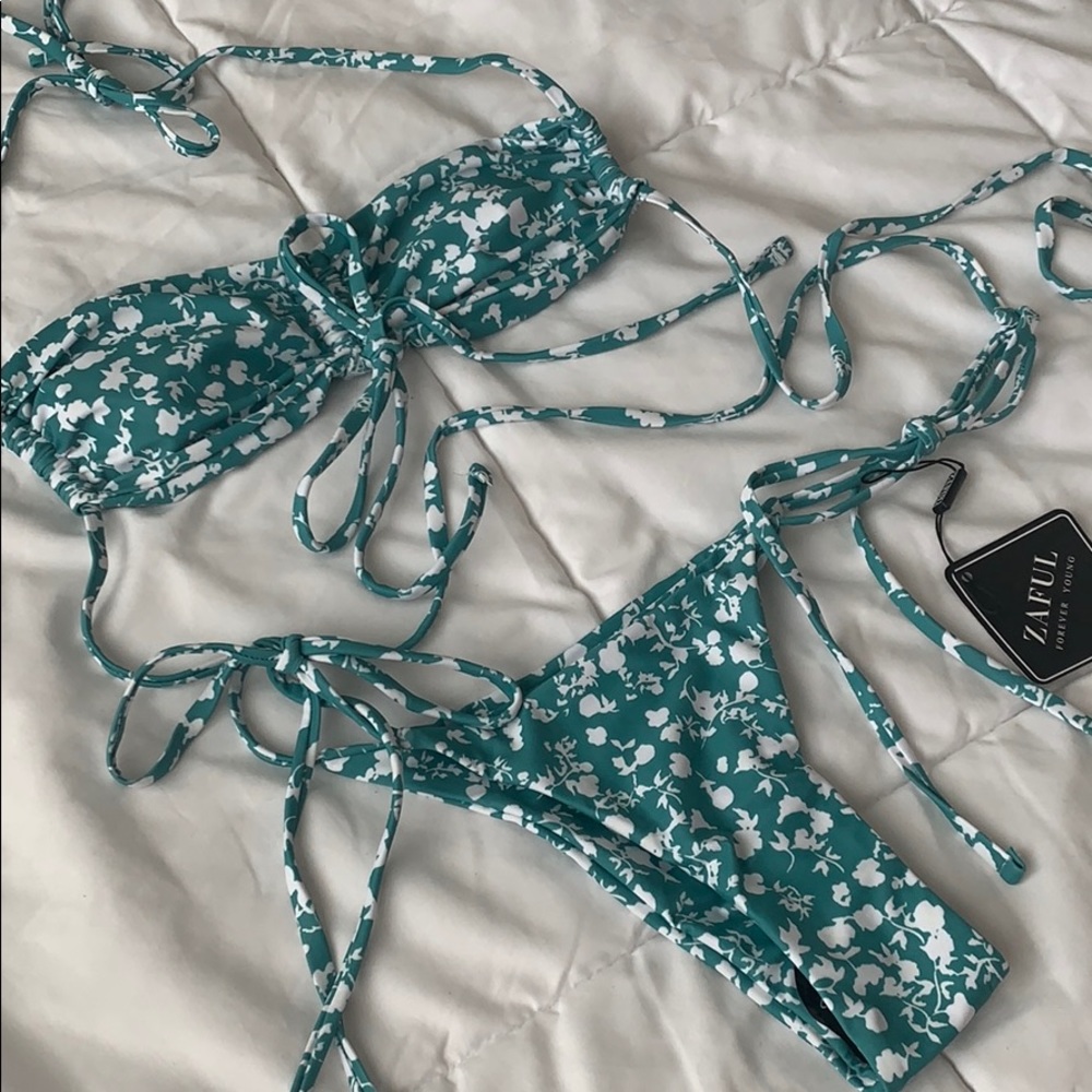 Zaful floral print bikini